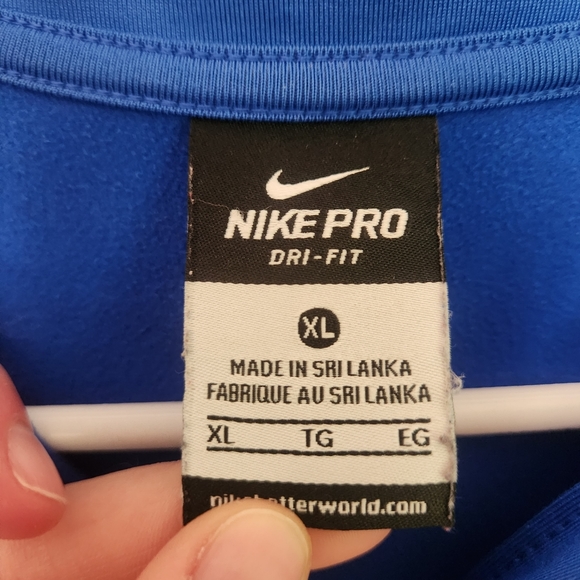 Nike Dri-Fit Quarter Zip - Picture 4 of 10